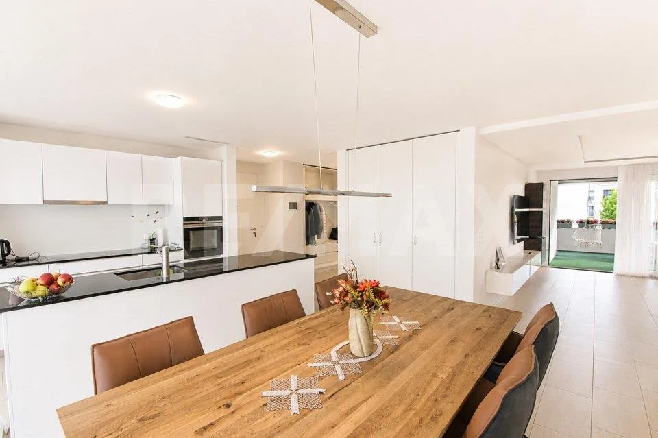 Grosszügig, modern und vermietet 5.5-Zimmer-Eigentumswohnung als Kapitalanlage – Foto 2 von 13