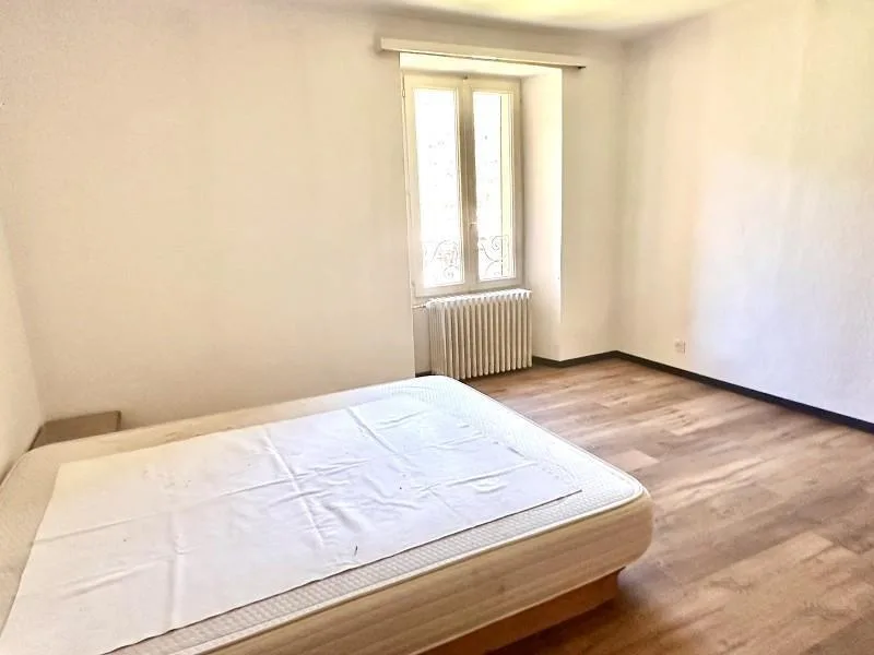 3-Familienhaus mit grossem Garten / casa con tre appartamenti con g... – Foto 8 von 28