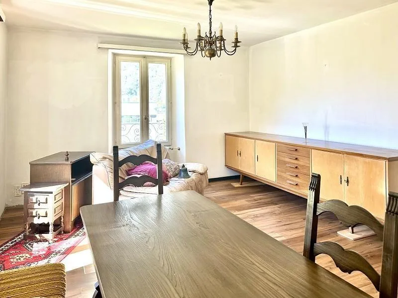 3-Familienhaus mit grossem Garten / casa con tre appartamenti con g... – Foto 5 von 28