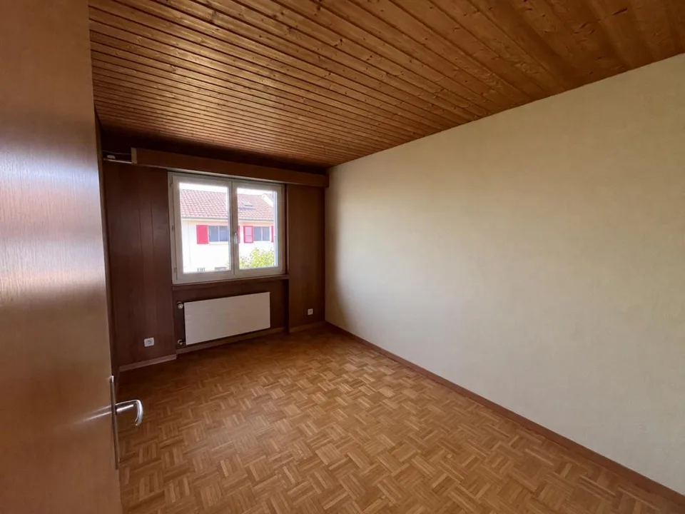 Eck-Reihenhaus im familienfreundlichen Wohnquartier – Foto 7 von 12