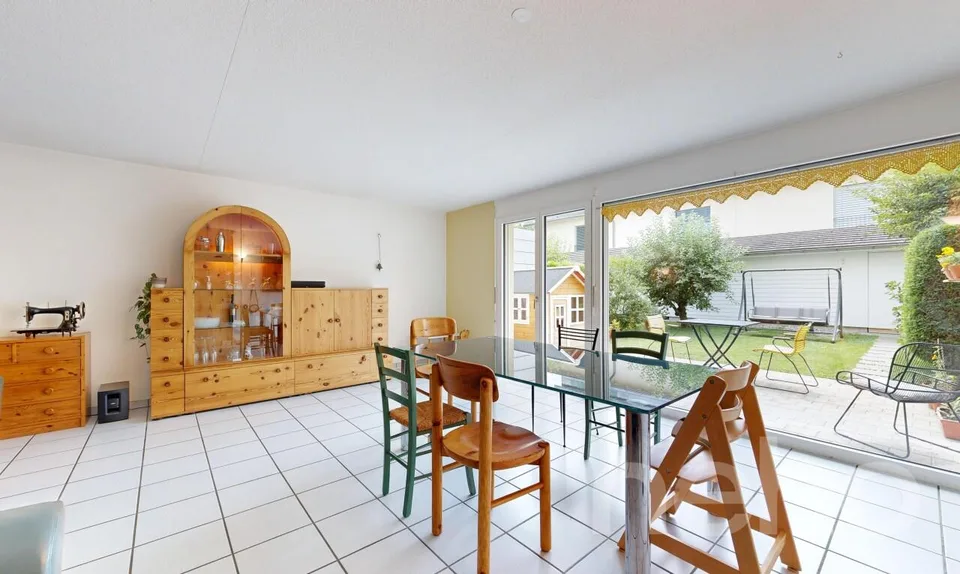 Familienfreundliches Reiheneinfamilienhaus in Emmen – Foto 4 von 11