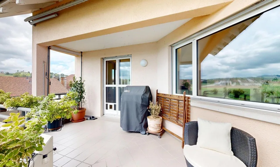 Schöne 6,5-Zimmer-Maisonette-Dachwohnung mit Terrassen und Aussicht – Foto 5 von 11