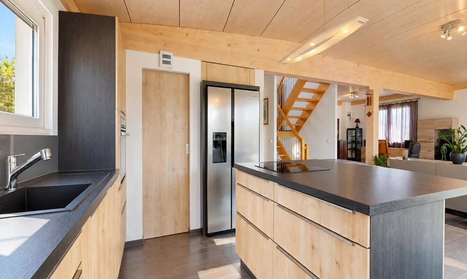 Villa familiare contemporanea con giardino vicino a Estavayer – foto 8 di 11