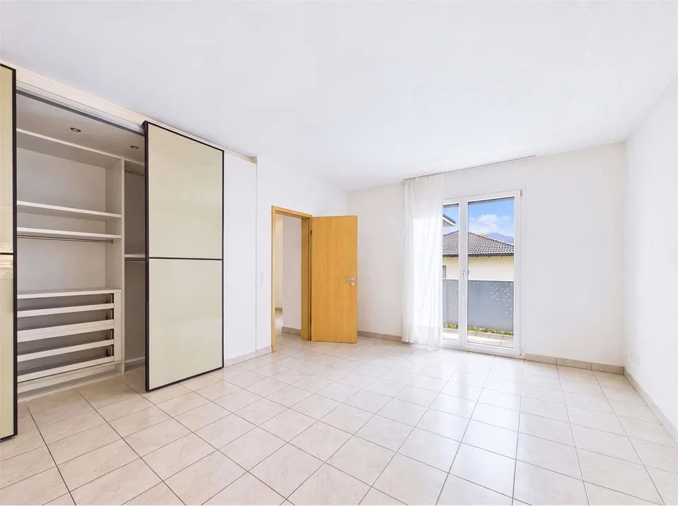Arbedo Castione: Ampia Casa 4.5 con giardino – foto 5 di 13