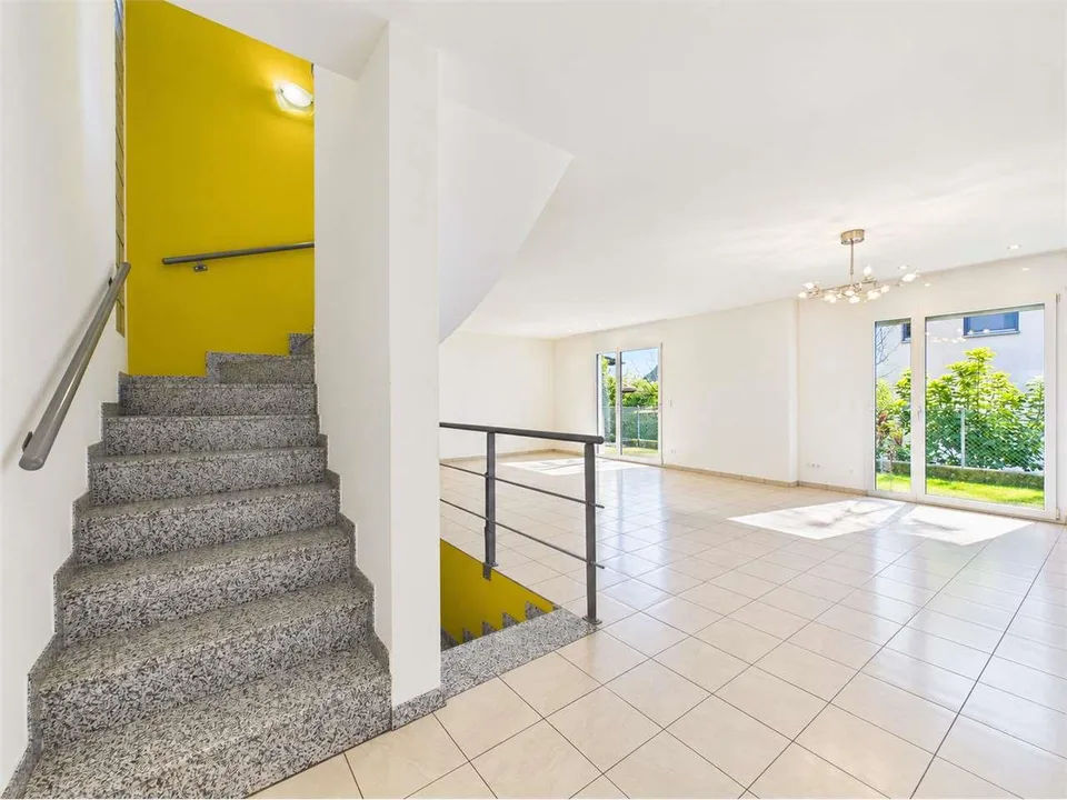 Arbedo Castione: Ampia Casa 4.5 con giardino – foto 4 di 13