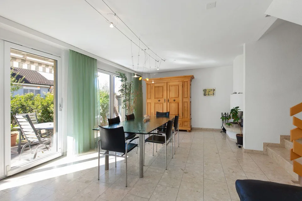 Habiter calmement, vivre spacieusement, profiter du jardin – le mélange est parfait ici ! – photo 2 sur 7