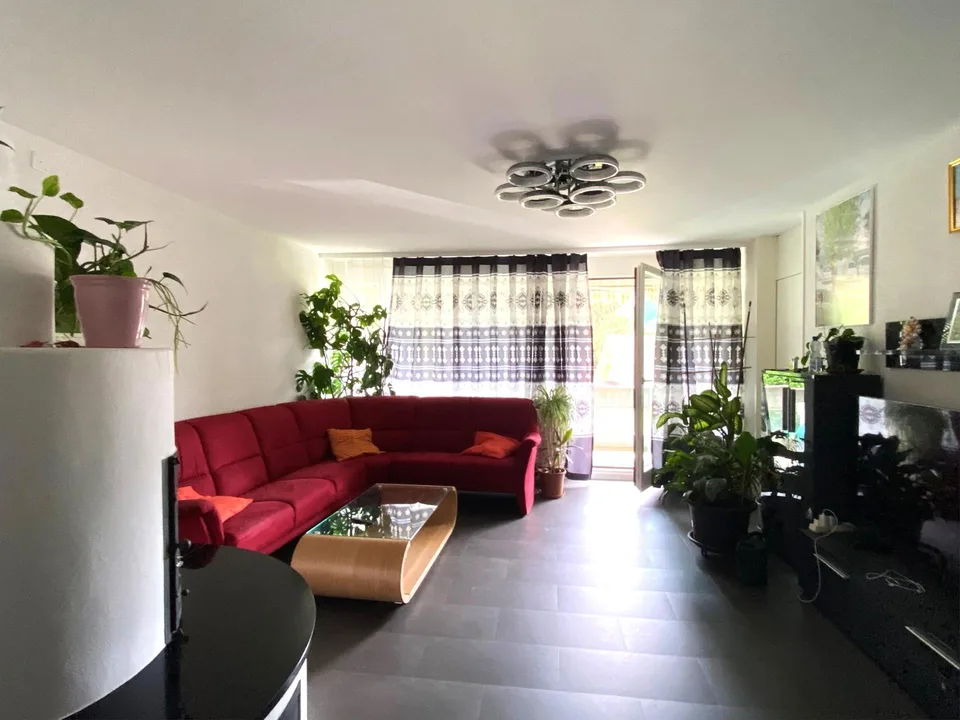 Grosszügige, helle 5-Zimmer-Wohnung mit 142 m² und grossem Balkon – foto 4 di 8