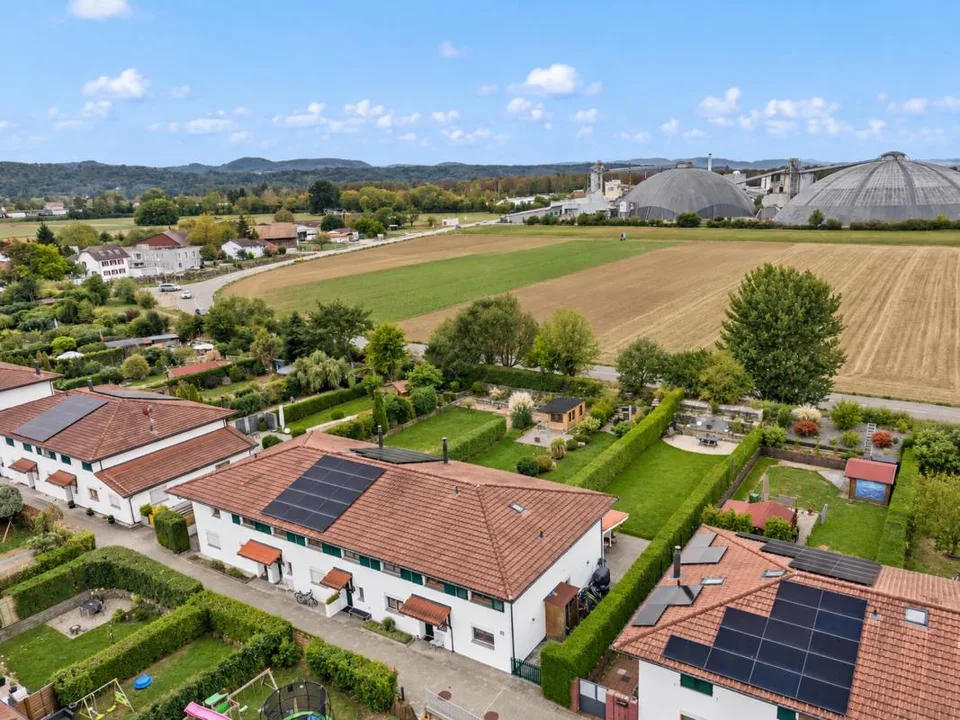 Bonheur de famille à Möhlin - maison unifamiliale moderne avec jardin spacieux – photo 2 sur 25
