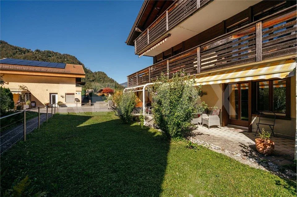 Attraktive 3.5-Zimmer-Parterrewohnung mit Gartenterrasse in Wilderswil – foto 9 di 13
