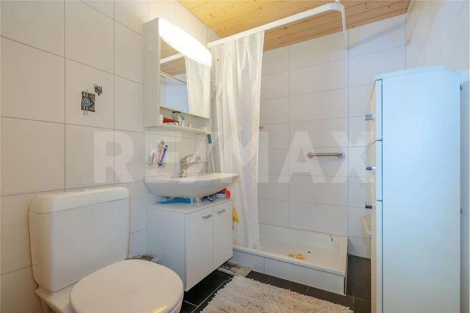 Attraktive 3.5-Zimmer-Parterrewohnung mit Gartenterrasse in Wilderswil – foto 7 di 13