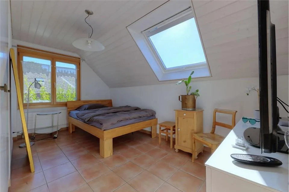 Ampia casa unifamiliare di 7½ stanze con giardino idilliaco – foto 11 di 13