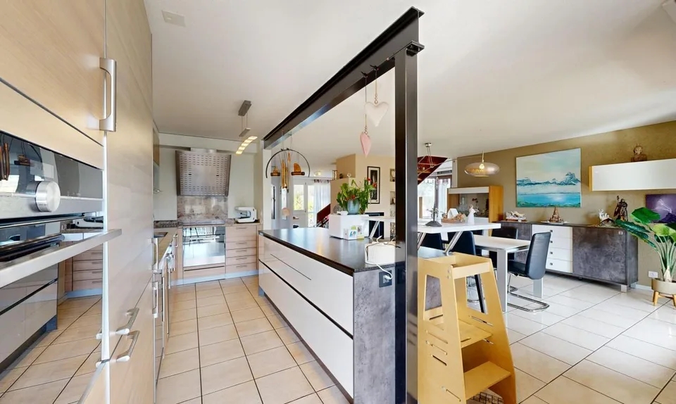 7.5 Zimmer Wohnung in La Chaux-de-Fonds – Foto 3 von 13