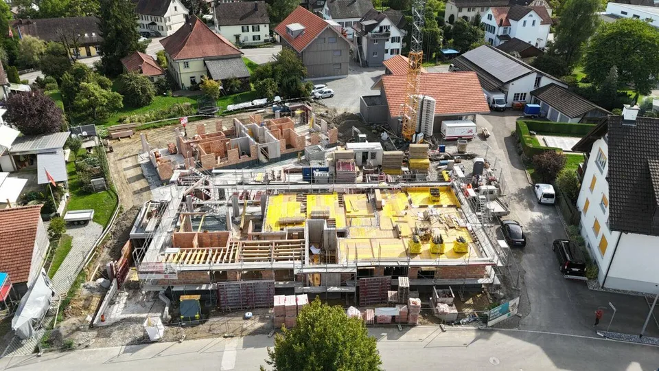 (A11) Molto spazio aperto con balcone – foto 6 di 9