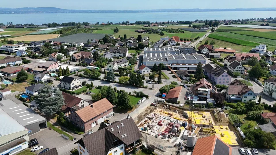 Ampio appartamento mansardato con loggia – foto 5 di 9