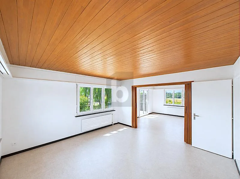 ENERGETISCH SANIERT MIT 1339 M² UMSCHWUNG – Foto 2 von 6