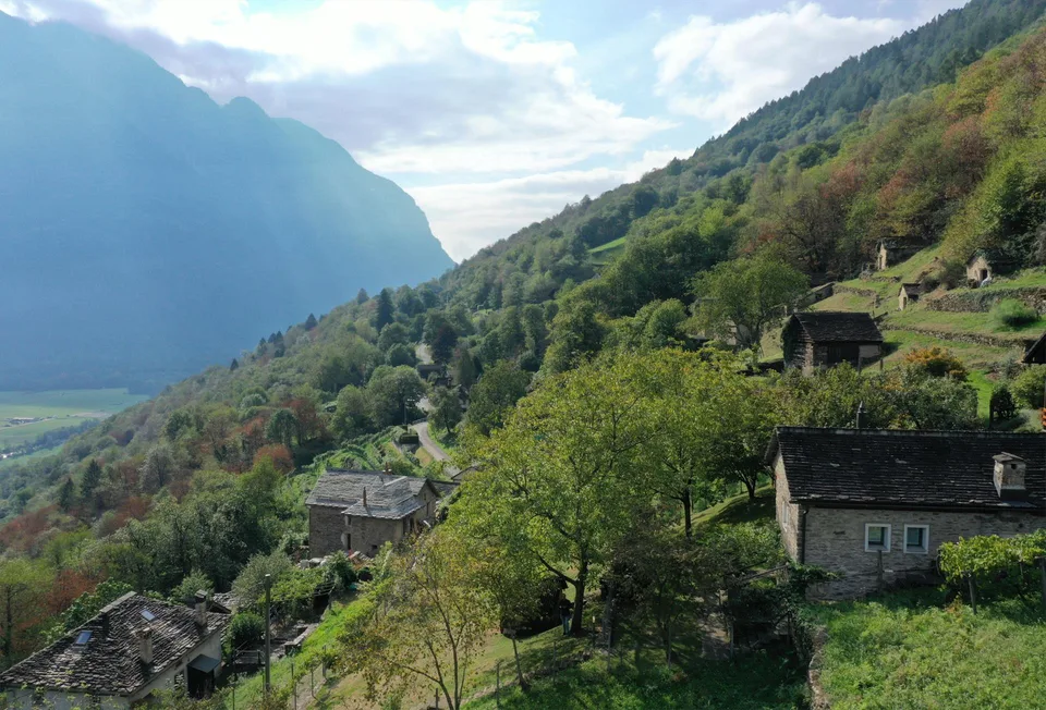Sehr schön ausgebautes Rustico im sonnigen Bleniotal in Semione – Foto 3 von 20