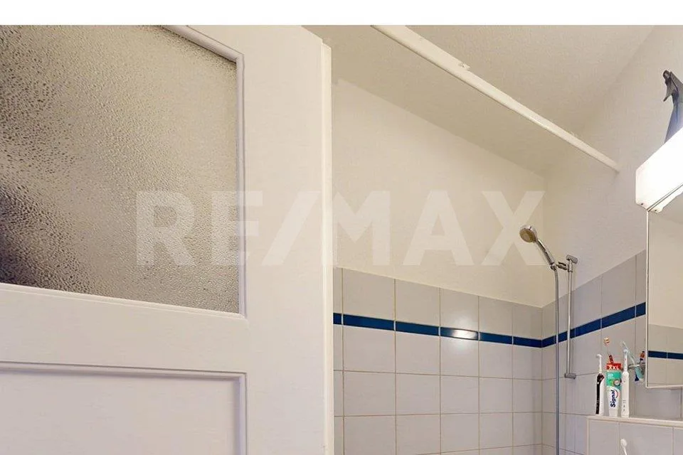 Helles und gemütliches Zuhause mit Balkon, 2.5 Zimmerwohnung – Foto 8 von 12