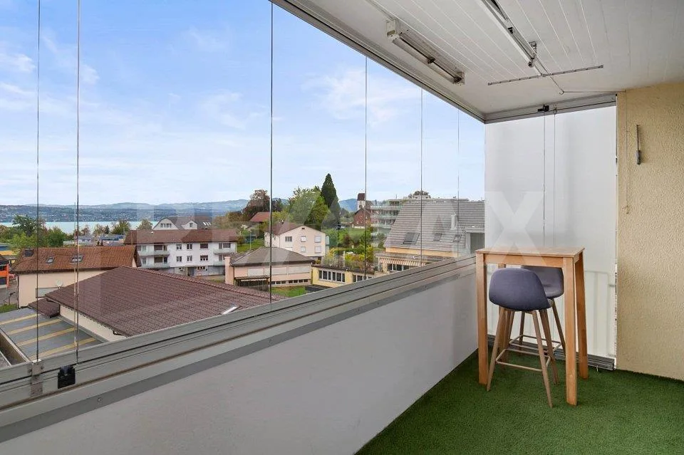 Bello appartamento di 4 locali con una vista meravigliosa sul lago di Zurigo – foto 5 di 13