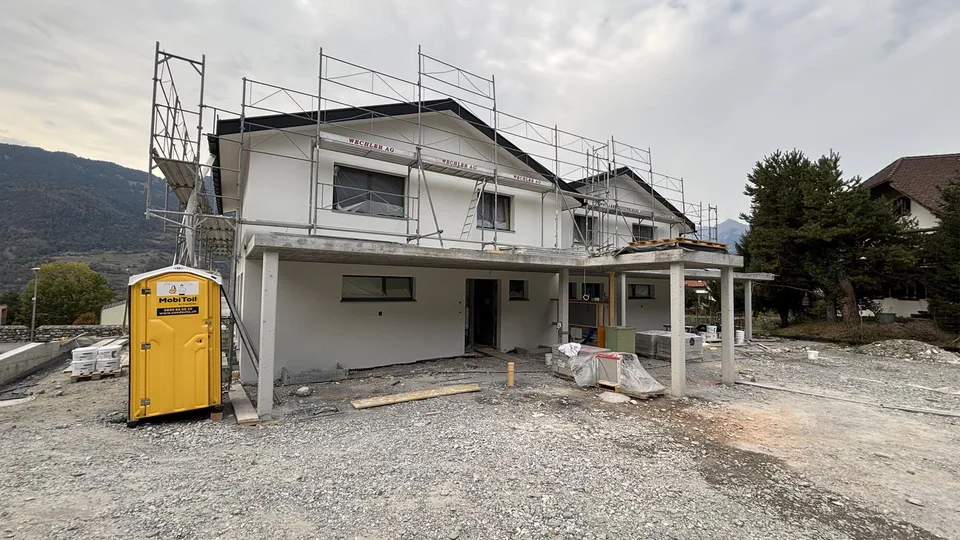 Neubau Doppeleinfamilienhaus in Zizers – 5.5 Zimmer, 160 m² – photo 2 sur 8