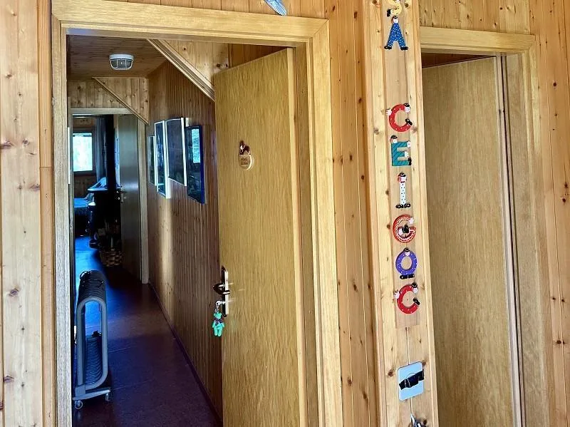 Chalet mit zwei Wohnunen an sehr ruhiger, sonniger Aussichtslage / ... – Foto 14 von 30