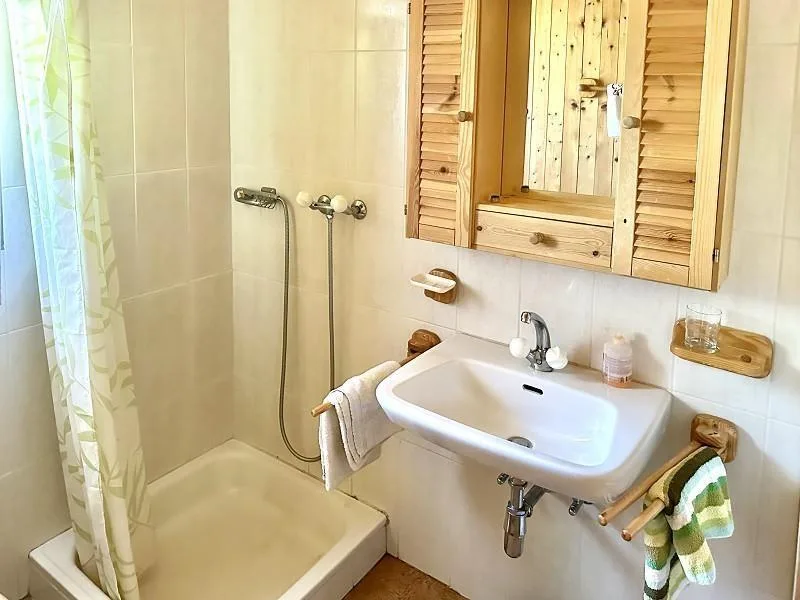 Chalet mit zwei Wohnunen an sehr ruhiger, sonniger Aussichtslage / ... – Foto 6 von 30
