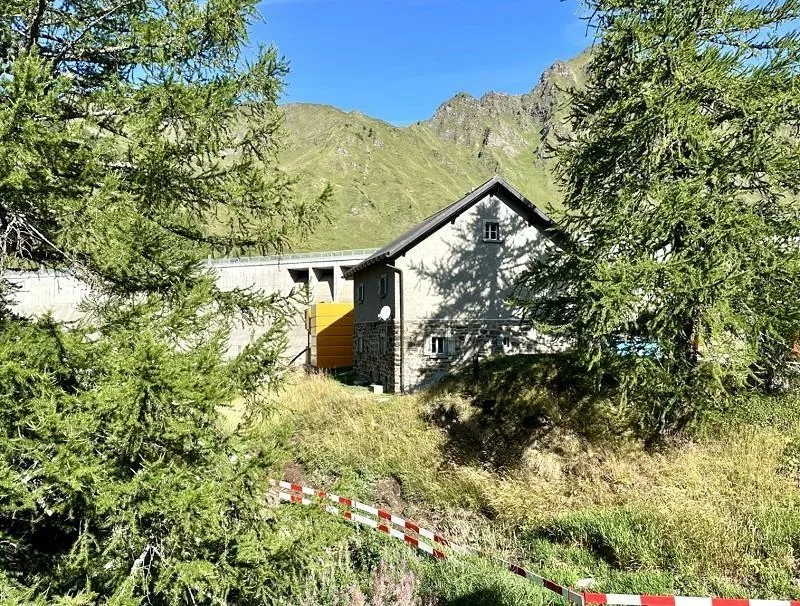 Chalet mit zwei Wohnunen an sehr ruhiger, sonniger Aussichtslage / ... – Foto 24 von 30