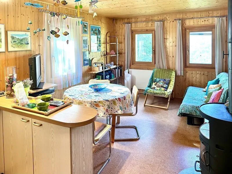 Chalet mit zwei Wohnunen an sehr ruhiger, sonniger Aussichtslage / ... – Foto 2 von 30