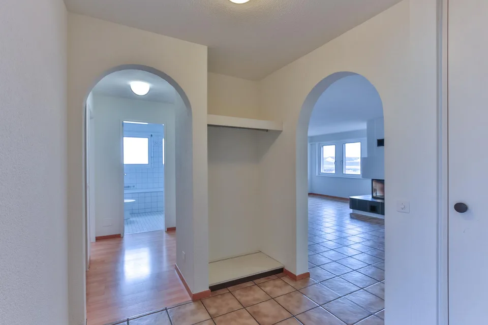 Appartement central, spacieux 4,5 pièces – photo 3 sur 10
