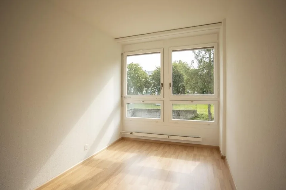 Wohnung mit Aussicht in Aesch – Foto 5 von 9