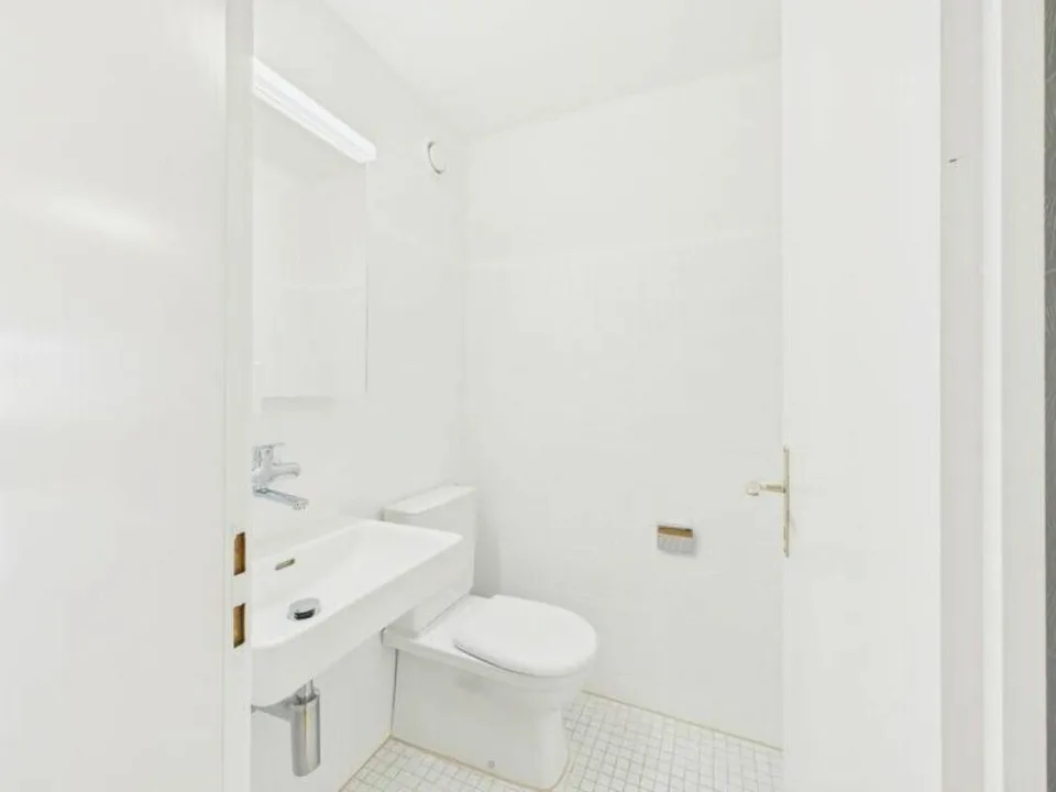 grosse 3.5 Zi-Wohnung mit Balkon – photo 10 sur 12