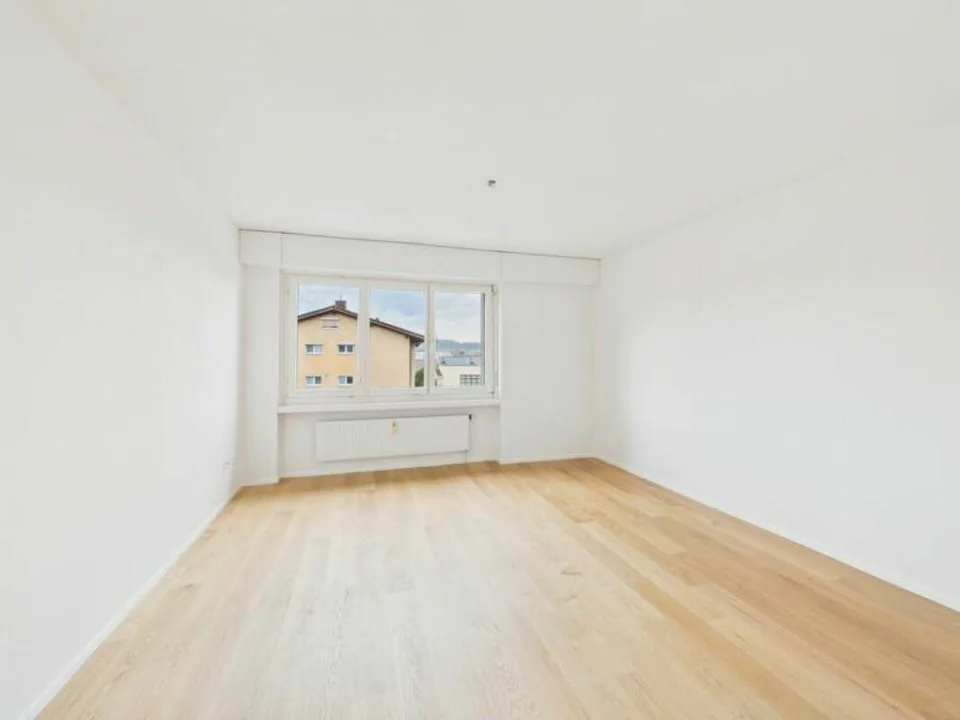 grosse 3.5 Zi-Wohnung mit Balkon – photo 9 sur 12