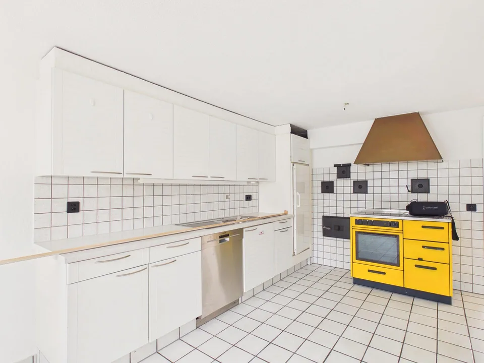Charmant maison de rangée de 4,5 pièces dans un environnement historique à Mönchaltorf – photo 9 sur 13