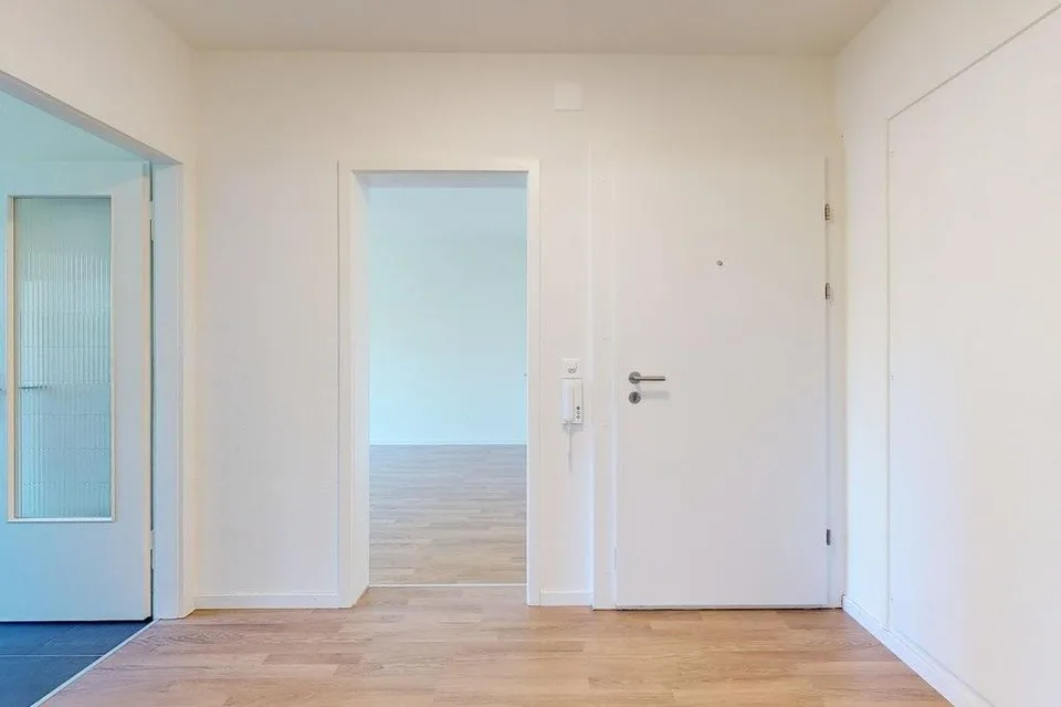 Gemütliche 2.0-Zimmer-Wohnung mit eigenem Waschtrockner – Foto 6 von 9