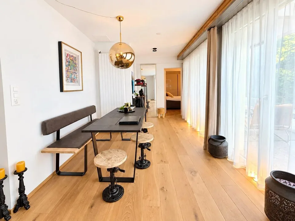 Hochwertige möblierte 2.5-Zimmer-Gartenwohnung an der Beckenhofstrasse in Zürich – Foto 9 von 13