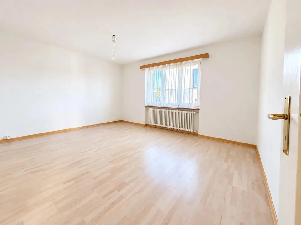 Charmant maison de famille de 5,5 pièces avec grand jardin à Buchs AG – photo 9 sur 13