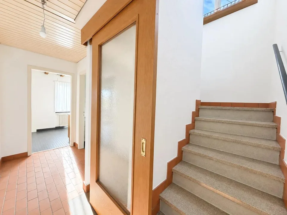 Charmant maison de famille de 5,5 pièces avec grand jardin à Buchs AG – photo 7 sur 13