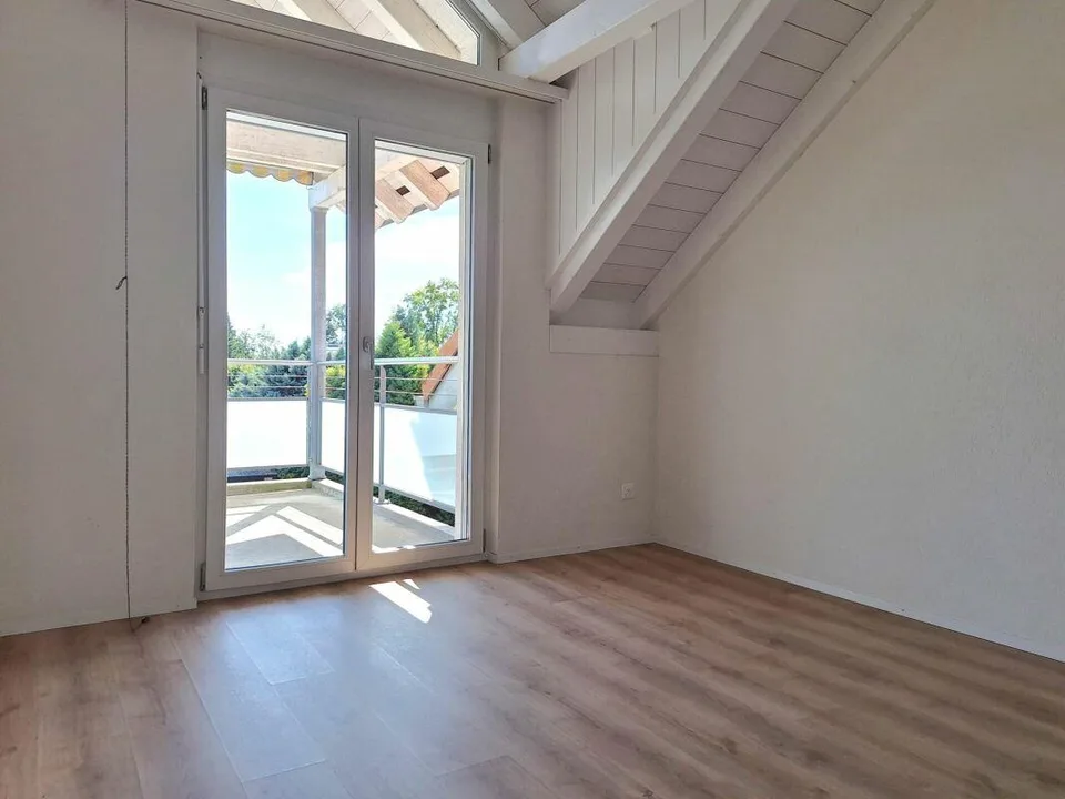 Sie suchen eine 3.5-Zimmer-Galeriewohnung? Schauen Sie rein! – Foto 5 von 10