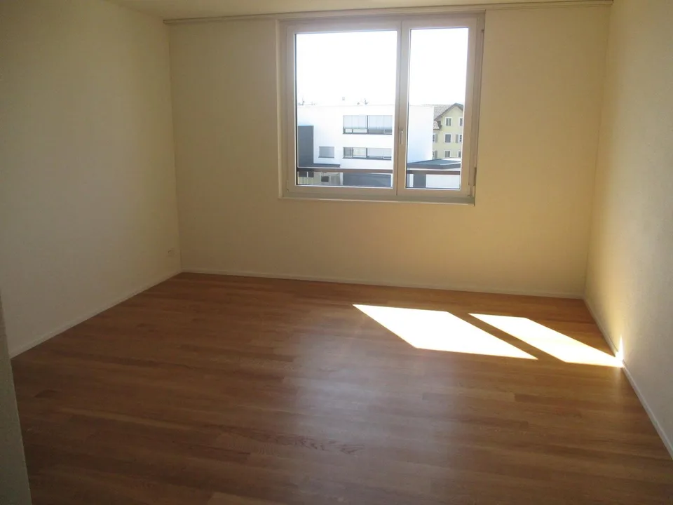 Grosszügige, moderne 3.5-Zimmerwohnung in Emmen – Foto 4 von 9