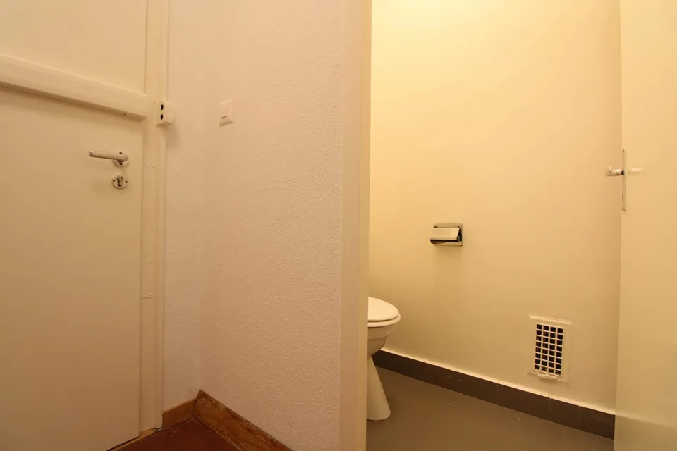 A well-connected western-Geneva base, minutes from the airport and the – Foto 6 von 20