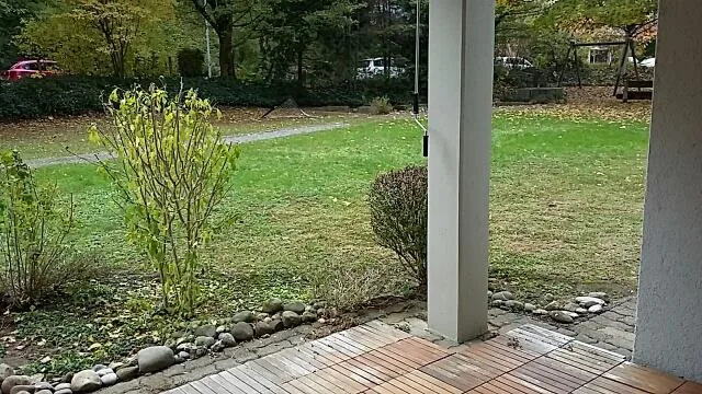 Grosszügige 2.5 Zimmer Wohnung mit Gartensitzplatz – Foto 7 von 8
