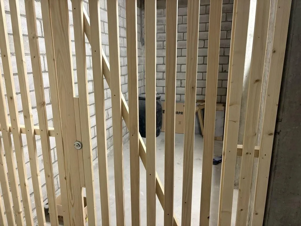 Stanzone nel seminterrato / stanza per hobby in affitto – foto 3 di 3