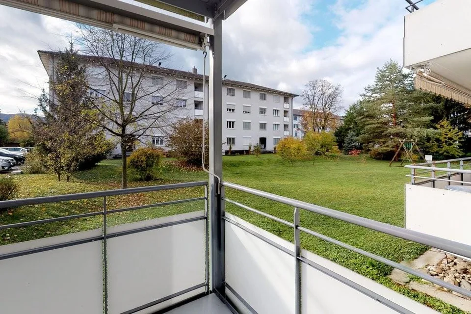 Ruhig gelegene Wohnung mit zwei Balkonen – Foto 9 von 9