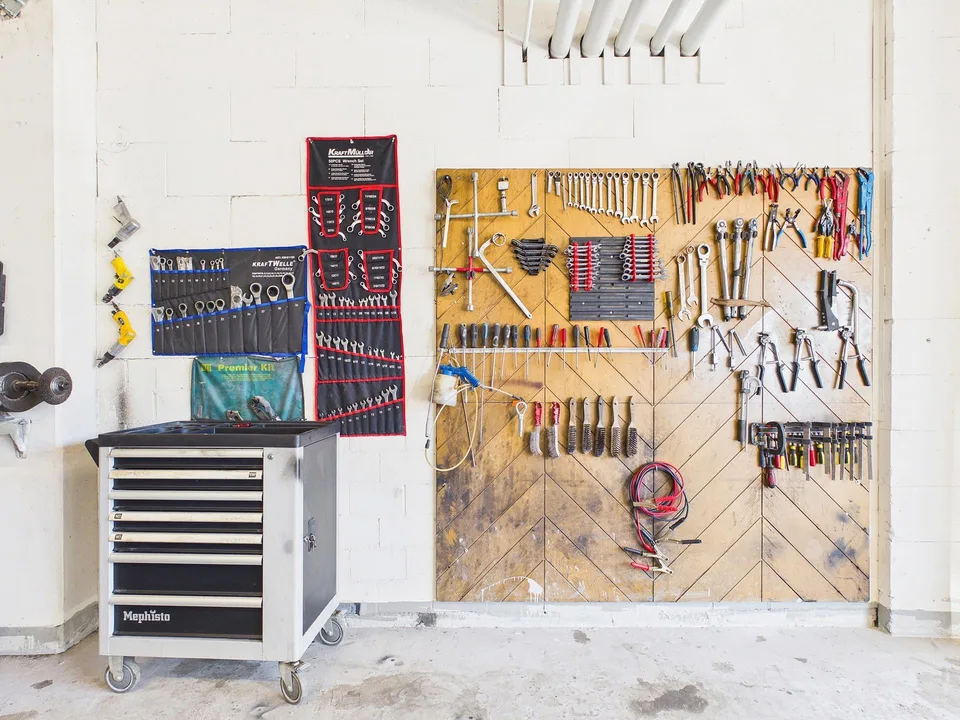 Il tuo garage dei sogni a Fällanden ti aspetta! – foto 10 di 13