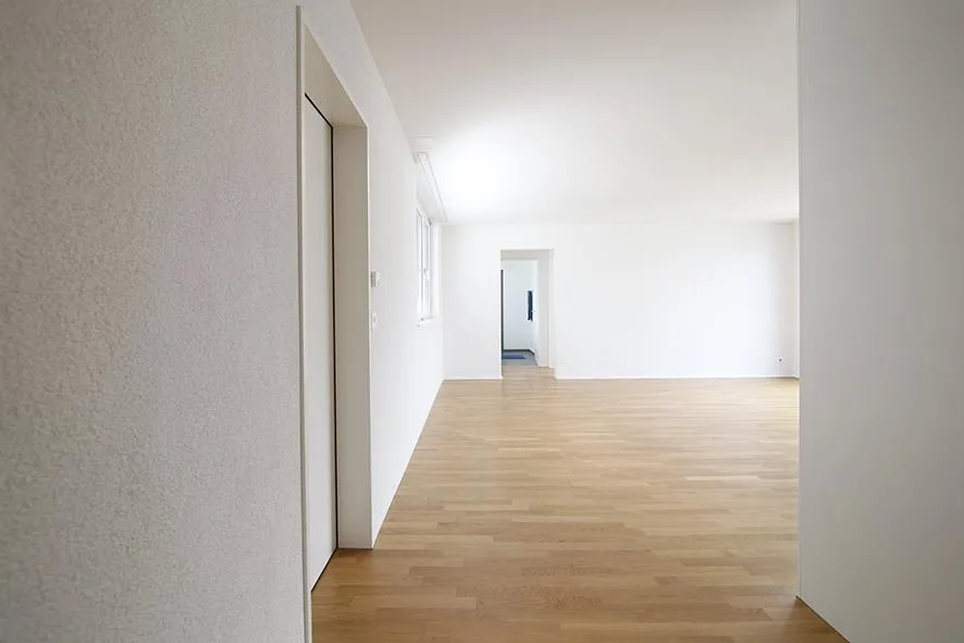 Terrazza di oltre 90 m² per ore conviviali. – foto 6 di 8