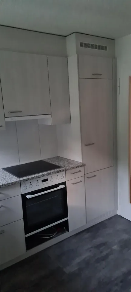 Renovierte, preiswerte 4-Zimmerwohnung an zentraler Lage – photo 8 sur 11