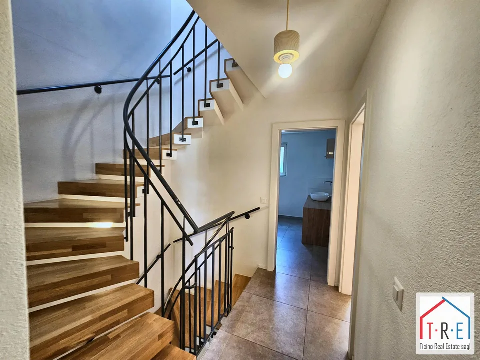 Stabio | Haus im Kern mit privatem Garten, Terrassen und Parkplatz – Foto 13 von 19