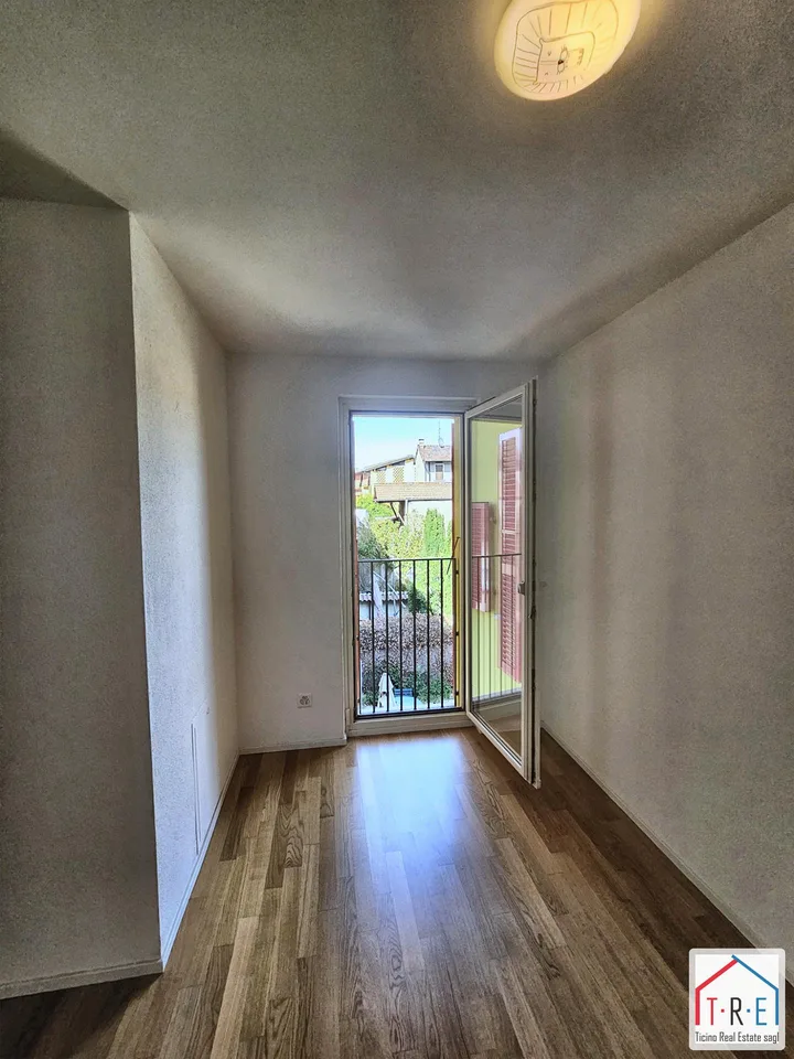 Stabio | Haus im Kern mit privatem Garten, Terrassen und Parkplatz – Foto 8 von 19