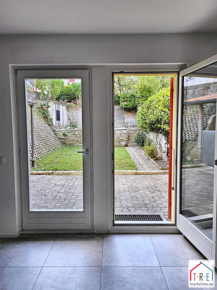 Stabio | Haus im Kern mit privatem Garten, Terrassen und Parkplatz – Foto 11 von 19