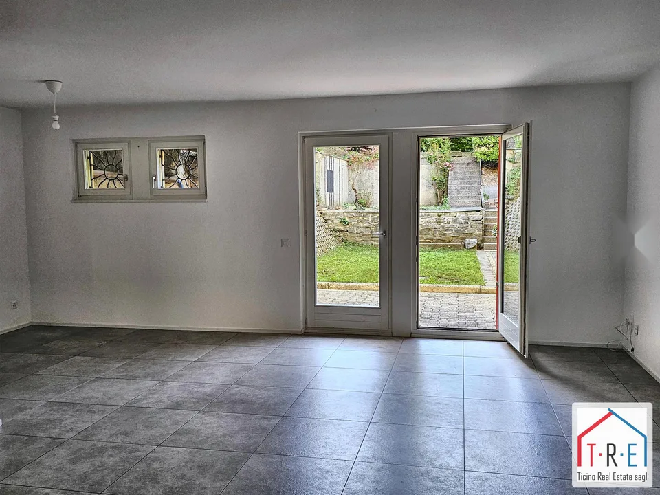 Stabio | Haus im Kern mit privatem Garten, Terrassen und Parkplatz – Foto 14 von 19