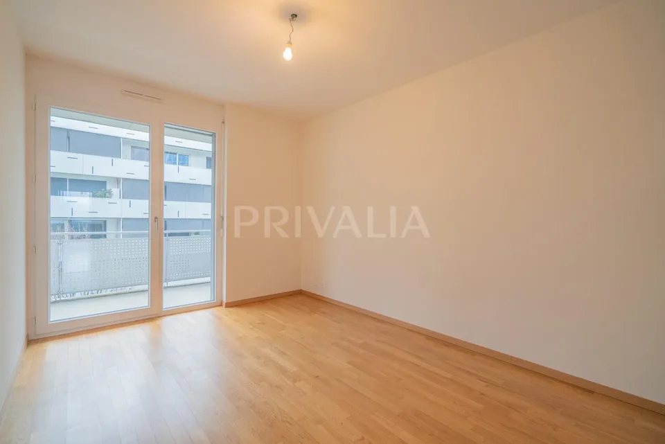 Superbe appartement traversant à quelques pas de la place des Nations – foto 4 di 9